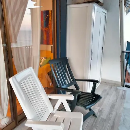 Seaside גיארדיני נאקסוס