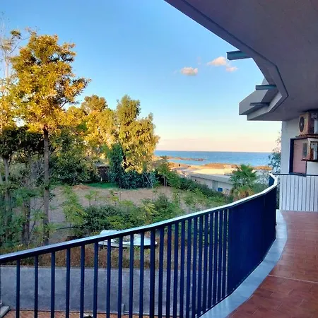 Seaside גיארדיני נאקסוס