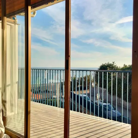 Seaside גיארדיני נאקסוס